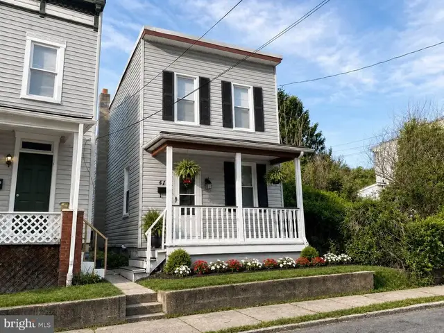 414 Furnace St, Cumberland
