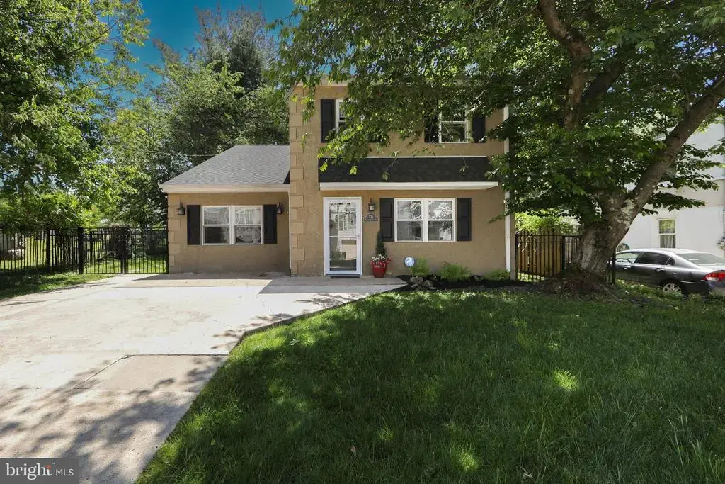 335 Cinnaminson St, PHILADELPHIA