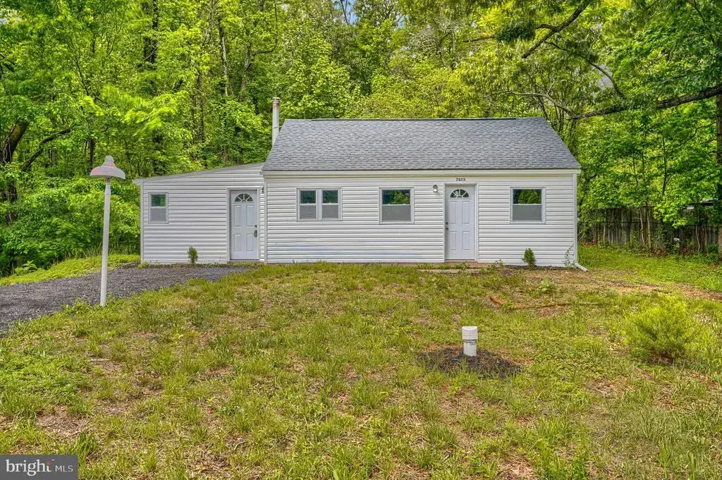 7825 Surratts Rd, CLINTON