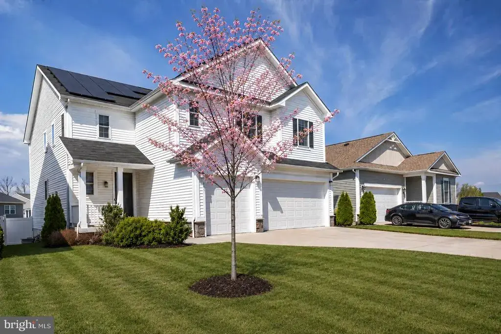 108 Nevermore Dr, WINCHESTER
