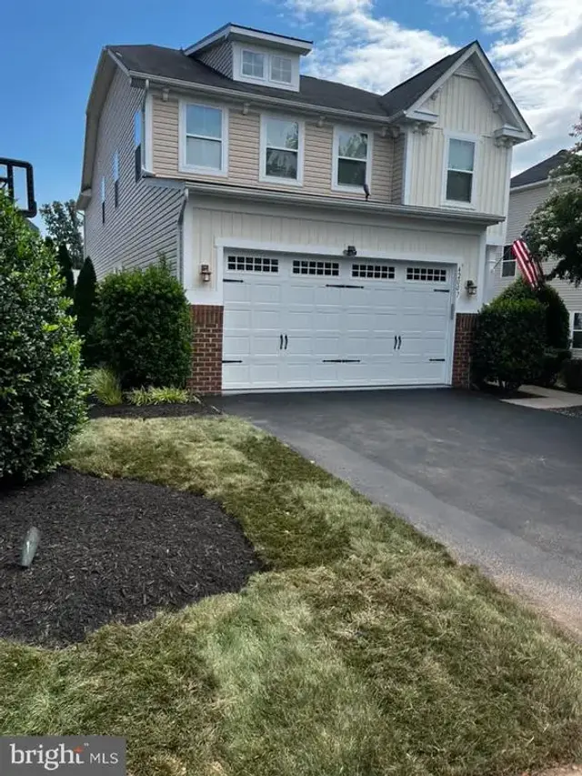 42007 Powells Farm Way, Aldie