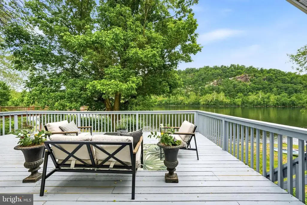 44 Bridge 4, PIPERSVILLE