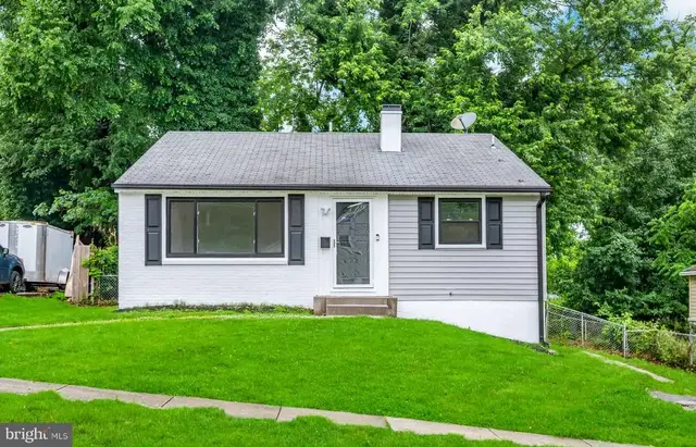 506 Barrymore Dr, Oxon Hill