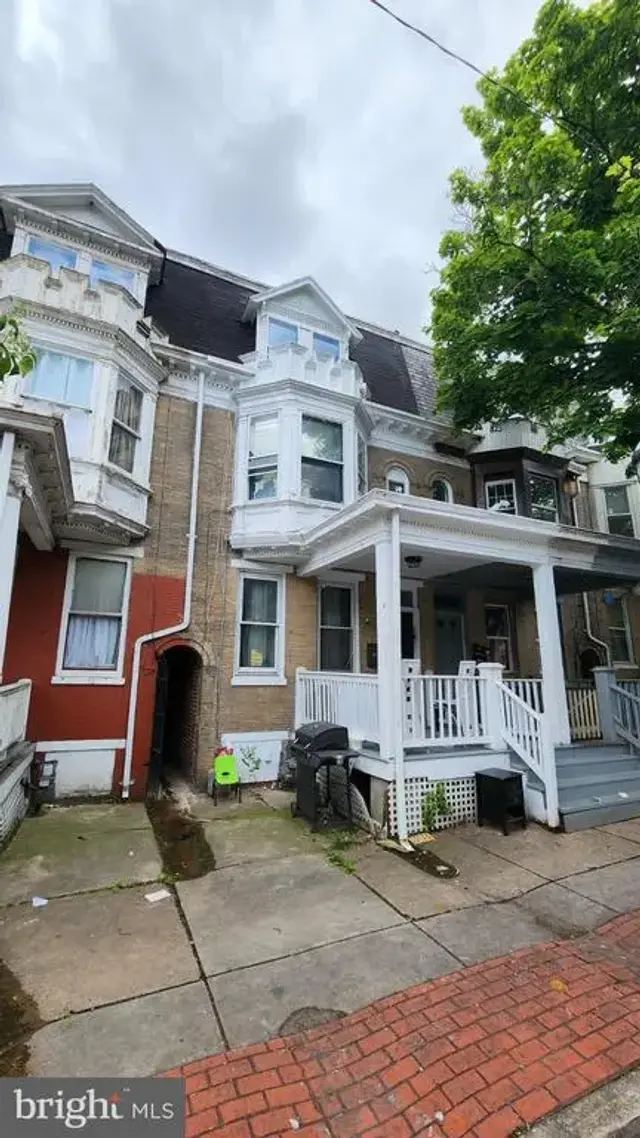 628 W Princess St, York