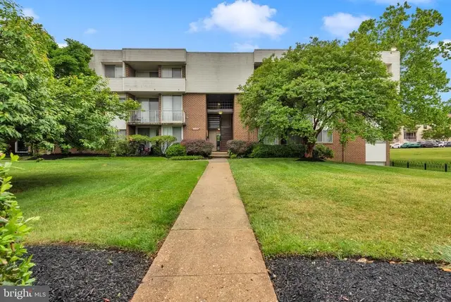 10237 Prince Pl #25-307, Upper Marlboro
