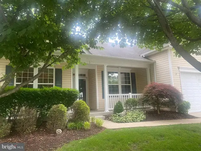 17253 Four Seasons Dr, Dumfries
