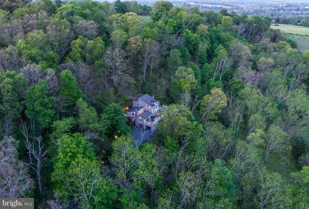 272 Headquarters Rd, ERWINNA