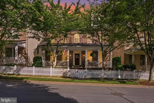 1006 Heritage Fields Ave, Rockville