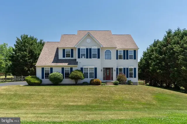 5 Fairview Ave, Middletown
