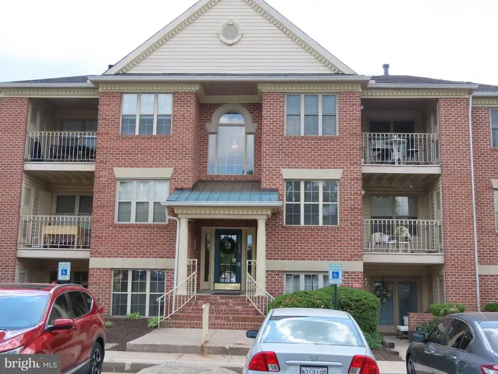 1714 Landmark Dr #1j, FOREST HILL