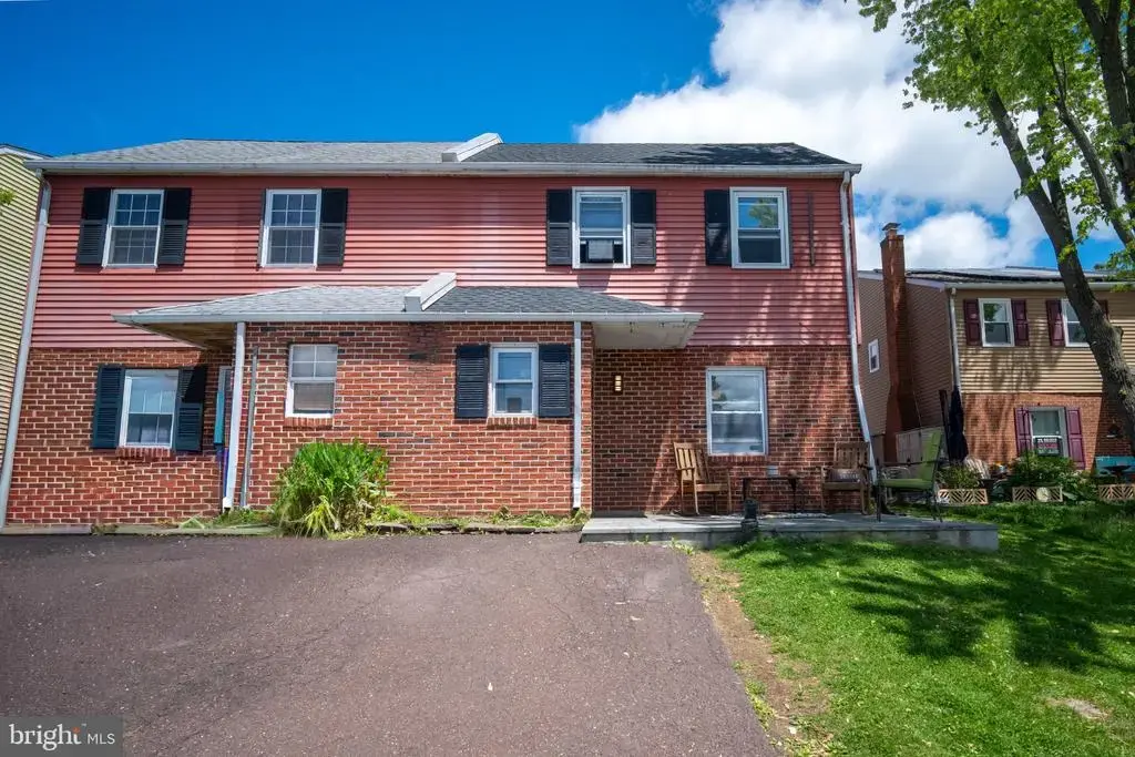 7 Naylor Ct, QUAKERTOWN