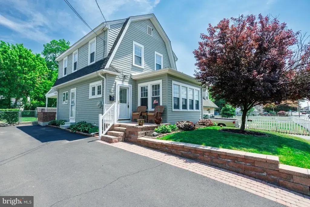 561 Bellevue Ave, PENNDEL