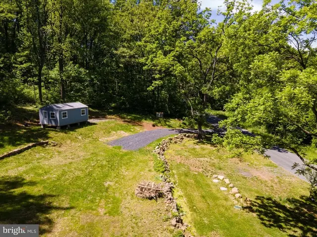 1097 Balkamore Hill Rd, Stanley