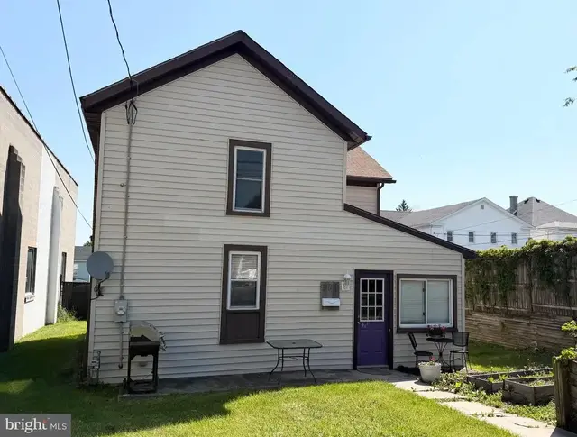 161 W Mechanic St, Frostburg