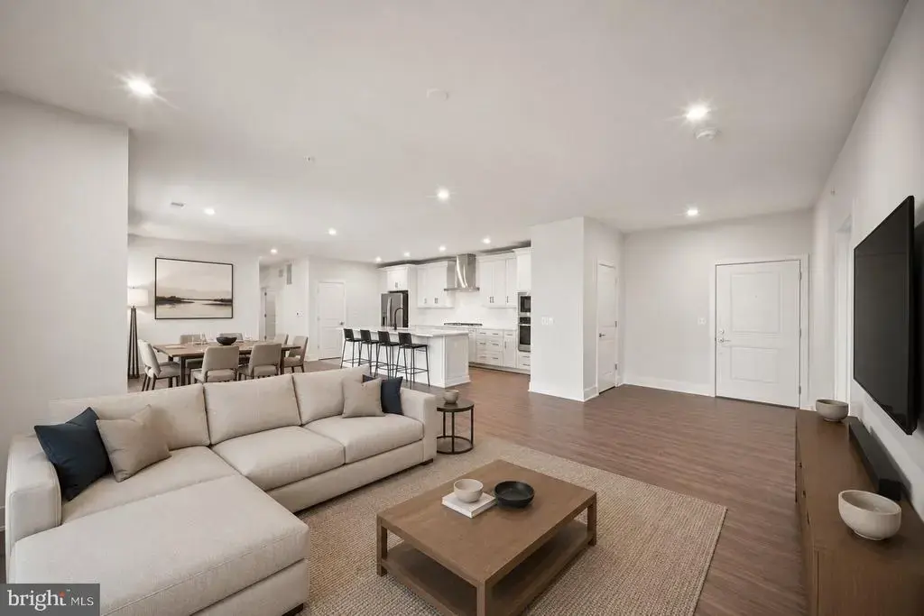 23640 Bolton Crescent Ter #403, ASHBURN