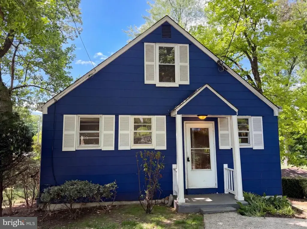 4027 Lawrence Ave, KENSINGTON