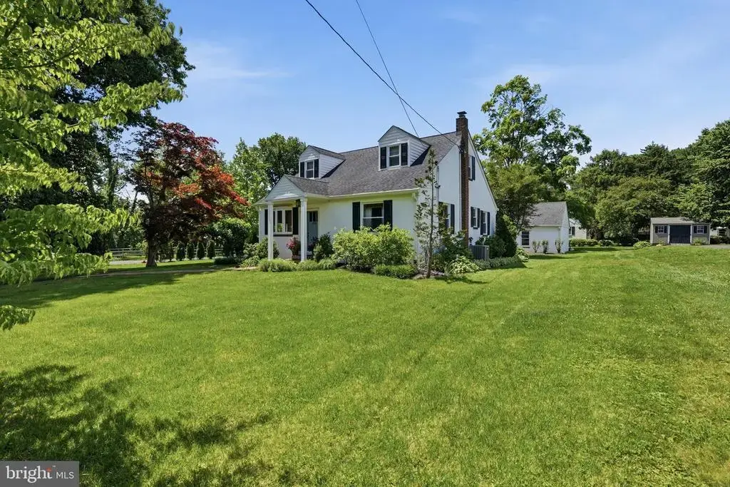 1006 Hill Ave, LANGHORNE