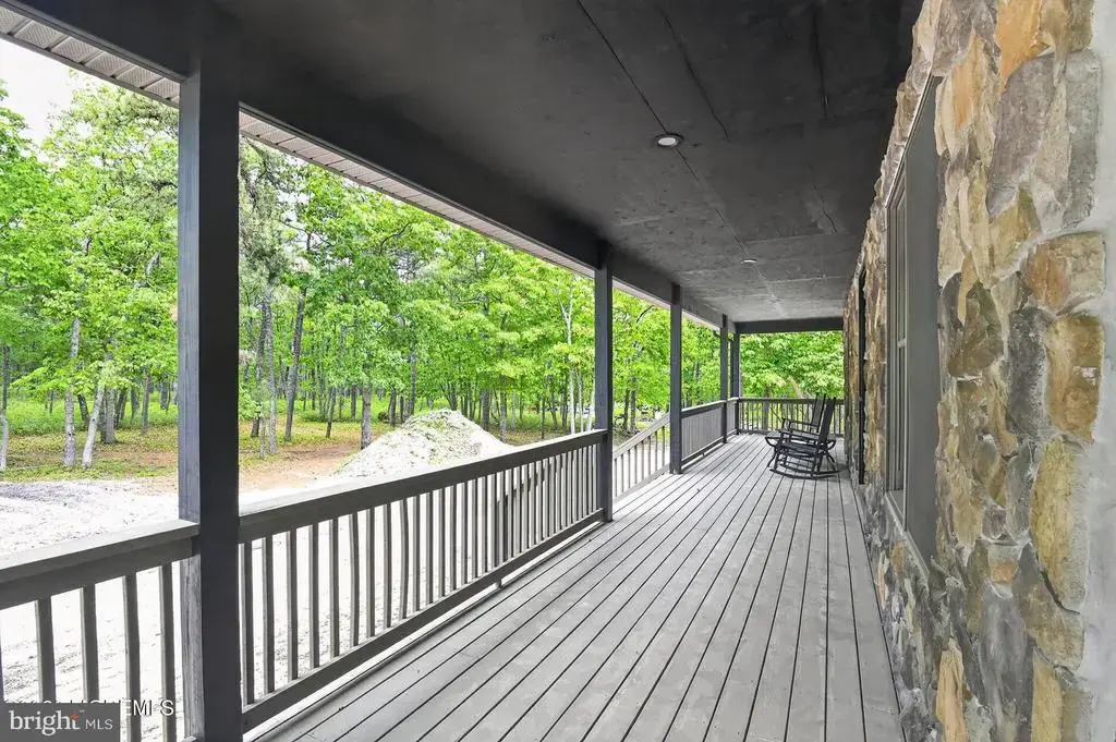 53 Jones Rd, BARNEGAT