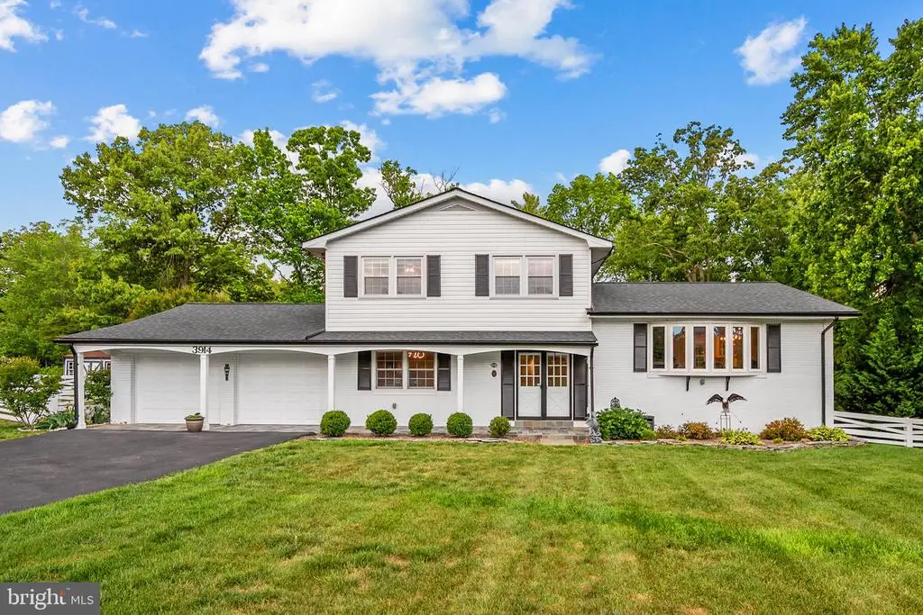 3914 Rive Dr, ALEXANDRIA