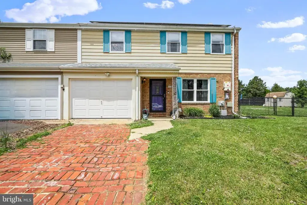 5766 Corsair Ct, BENSALEM