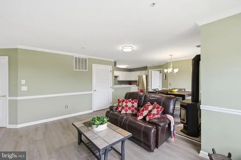 8058 Lisle Dr #104, MANASSAS