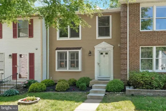 2038 Brooks Square Pl, Falls Church