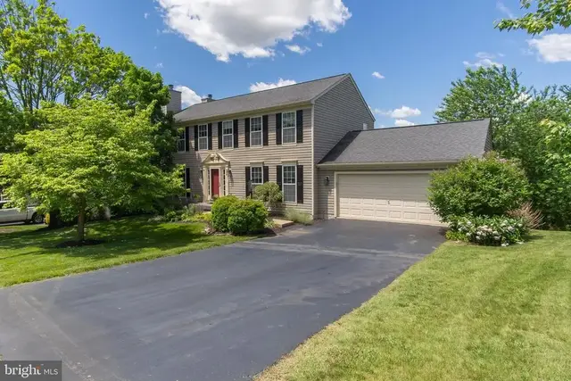 24 Young Branch Dr, Middletown
