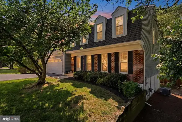 8615 Aqueduct Rd, Potomac