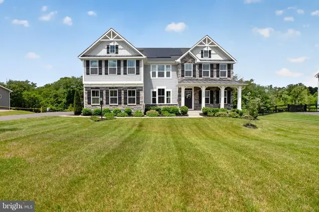 7979 International Dr, Warrenton
