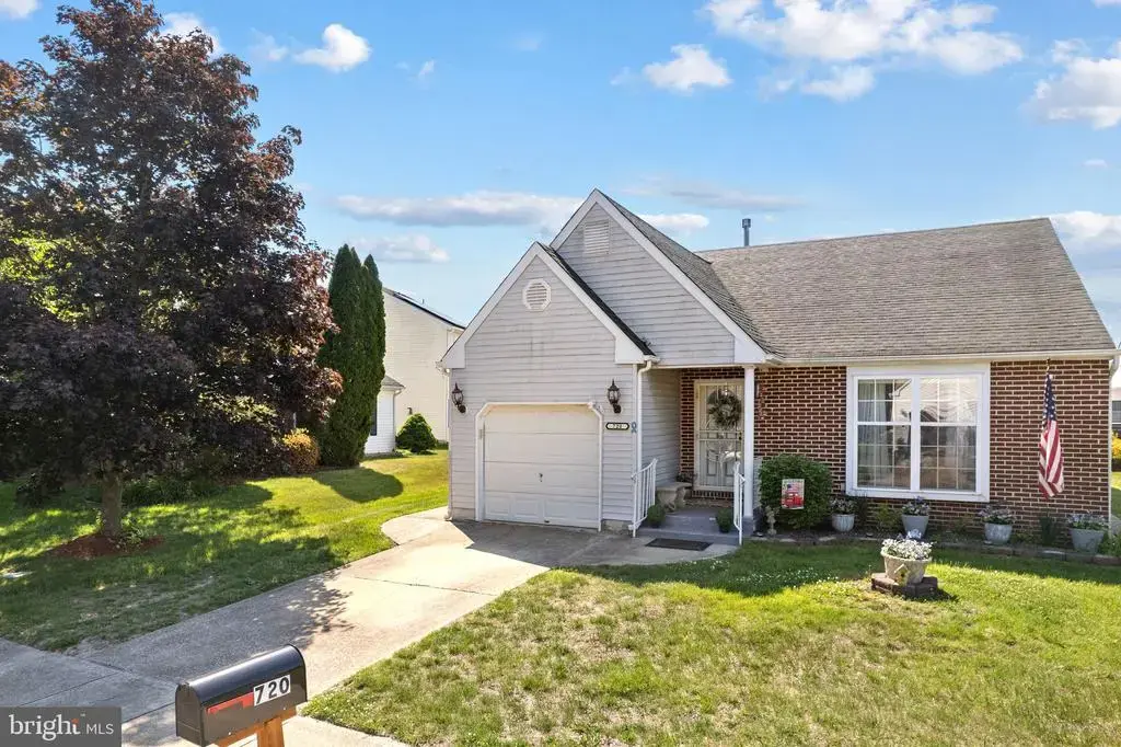 720 Trinidad Blvd, WILLIAMSTOWN