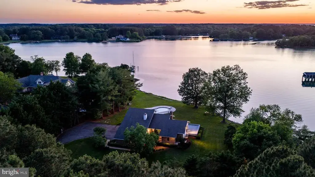 26282 Deep Water Harbor Rd, EASTON