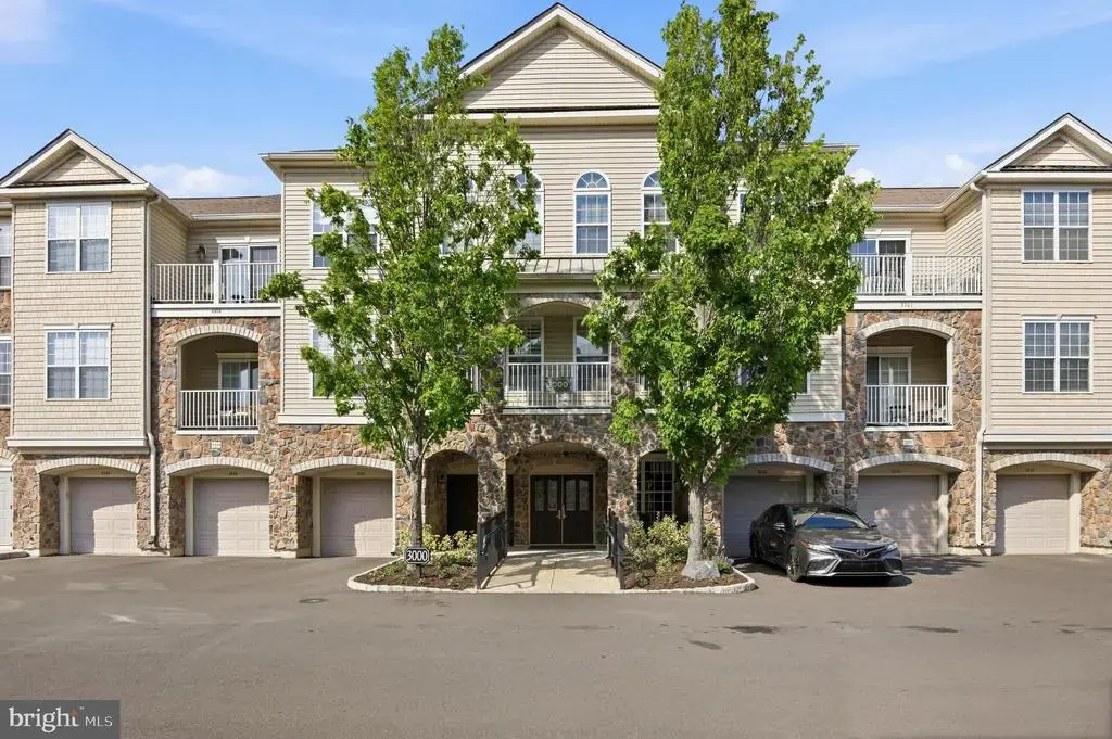 3302 Knox Ct #3302, WARWICK