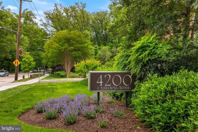 4200 Cathedral Ave Nw #901, Washington