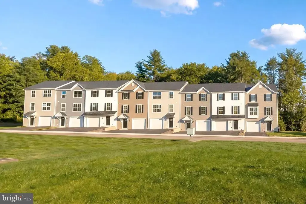 210 Pine Crest Village Dr #lot 10, PINE GROVE