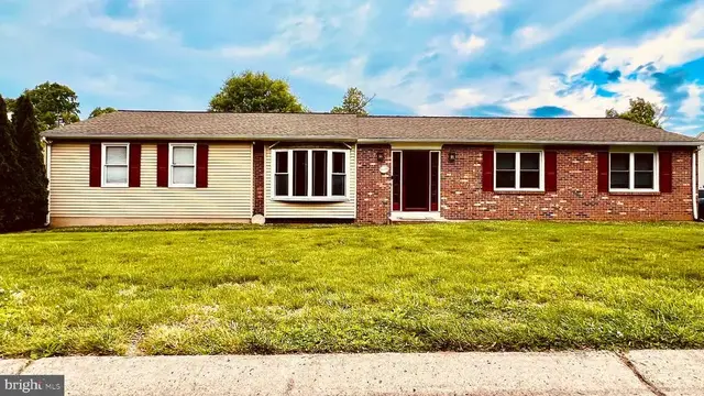 7 Chapel Crest, Wilmington