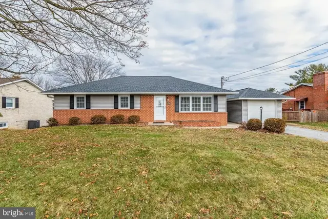 130 Hahn Rd, Westminster