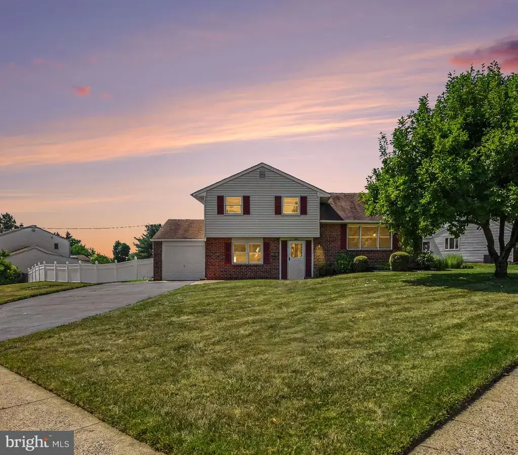 206 Waverly Rd, SOUTHAMPTON