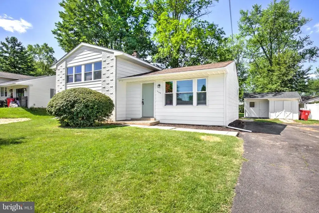 1104 Fitch Pl, WARMINSTER