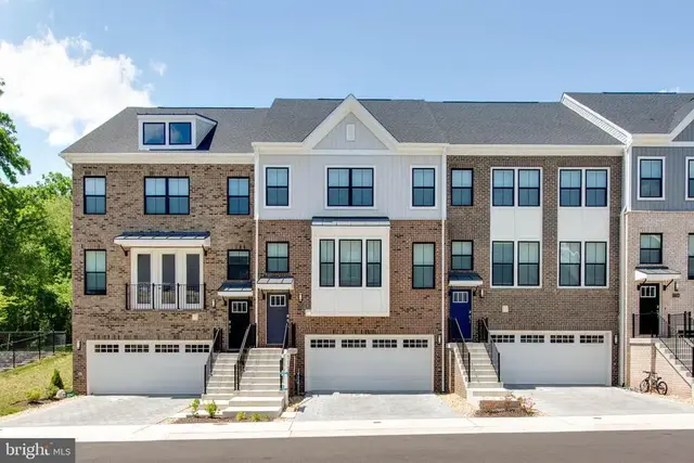 11710 Keystone Ln, Marriottsville
