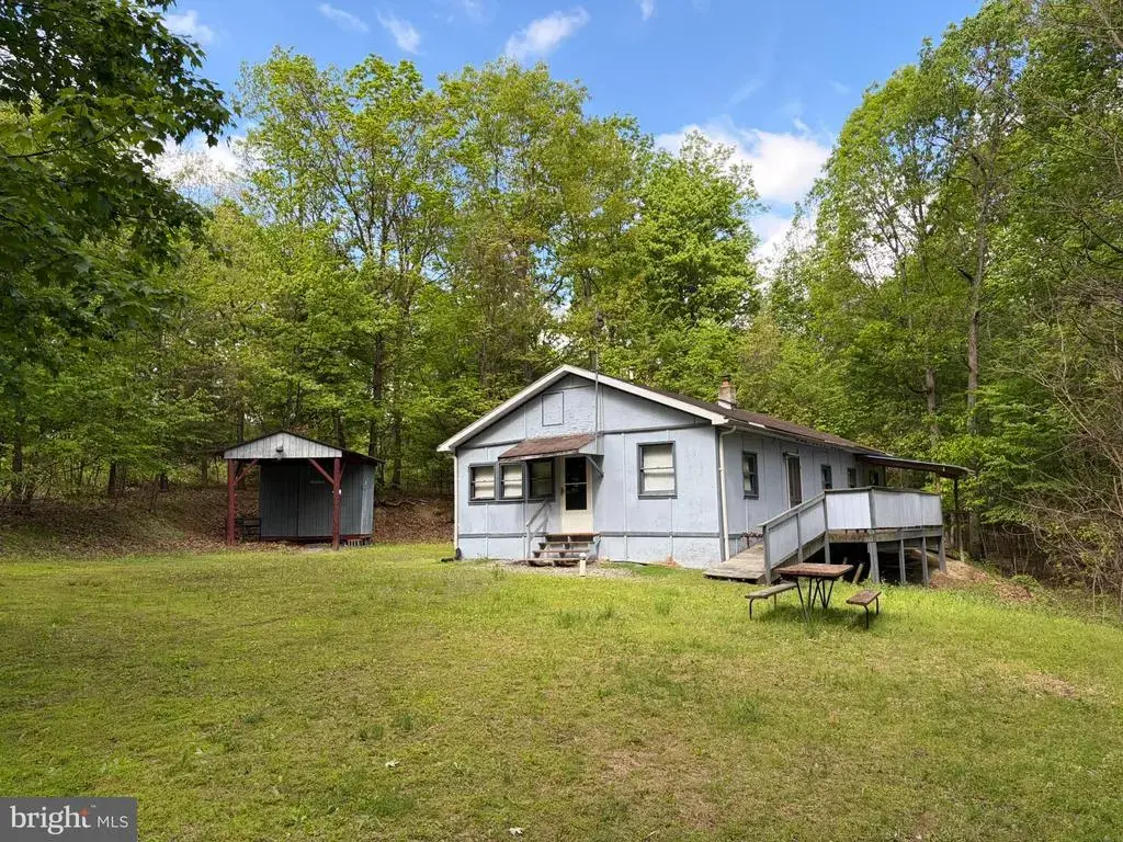 9766 Valley View Rd, THREE SPRINGS