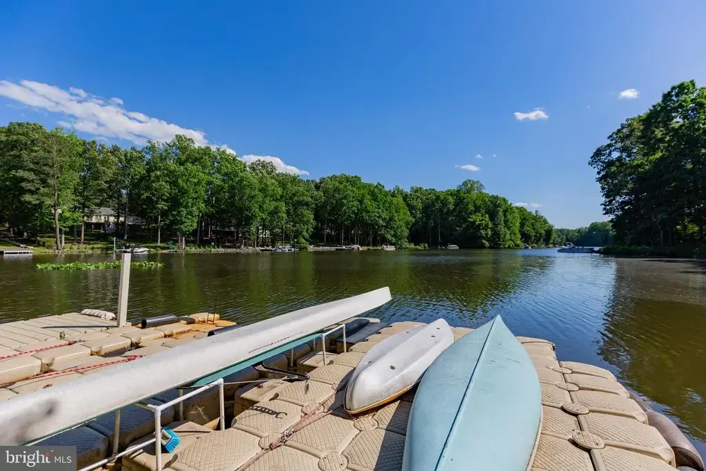 584 Lake Caroline Dr, RUTHER GLEN