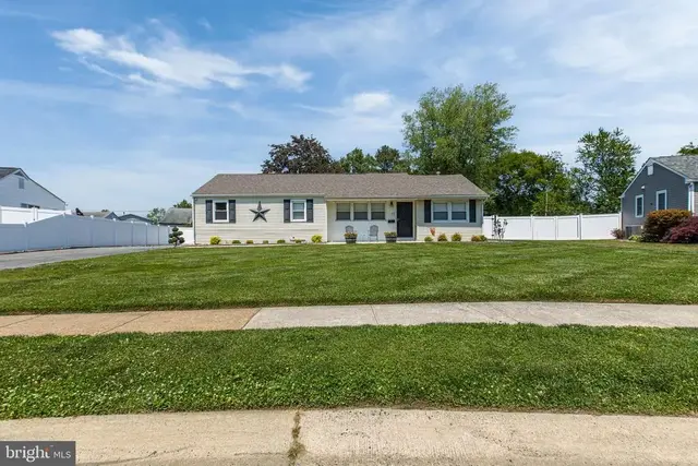 15 Cassandra Rd, Newark