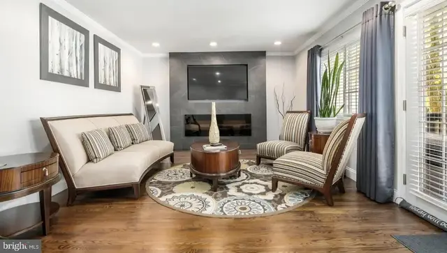 98 Courtland Woods Cir, Pikesville