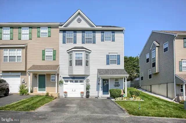 166 Country Ridge Dr, Red Lion