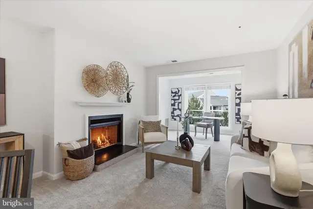3178 Summit Square Dr #3-d3, Oakton