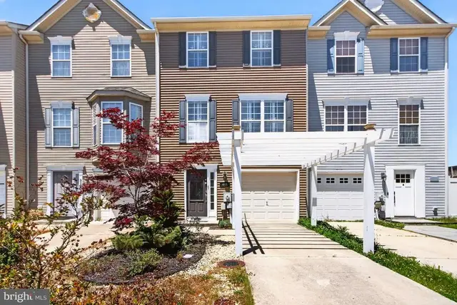 448 Ocean Ct, Milton
