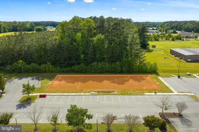6500 Deer Pointe Dr, Salisbury