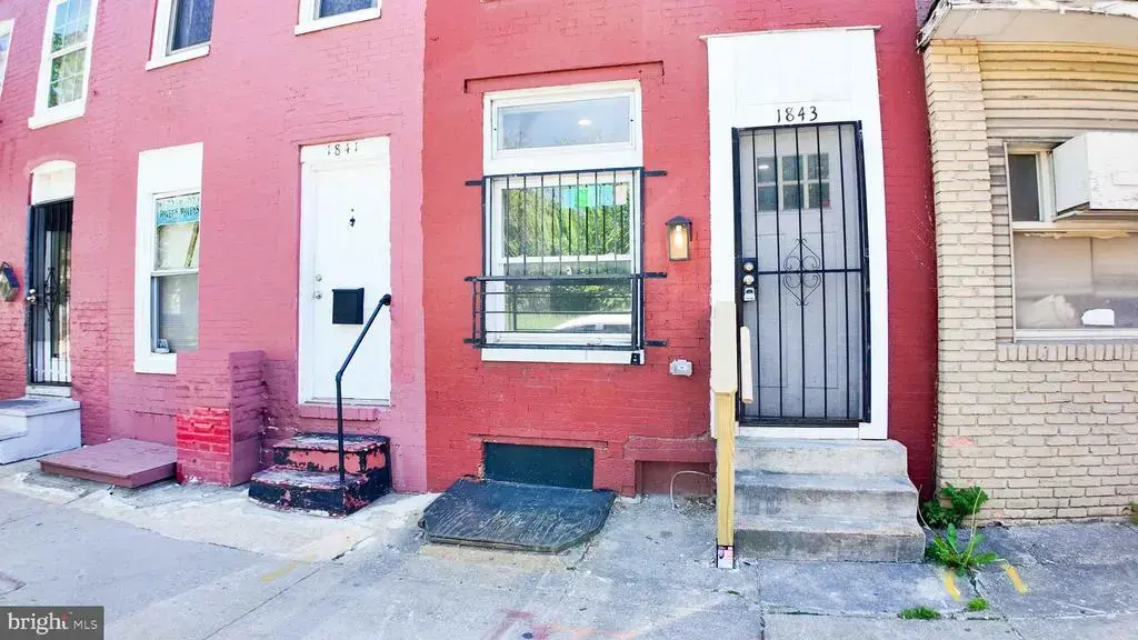 1843 W Pratt St, BALTIMORE