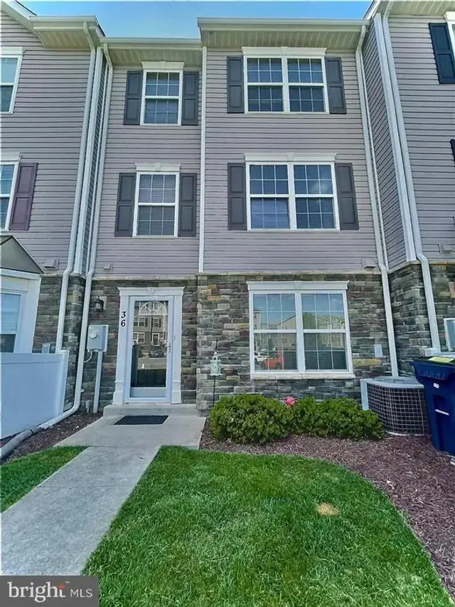 1901 Lennox Dr #36, Sykesville