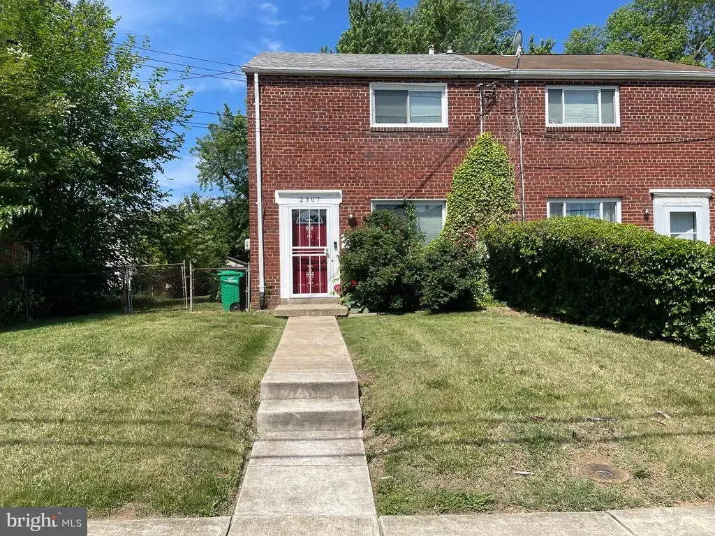 2307 Wyngate Rd, SUITLAND